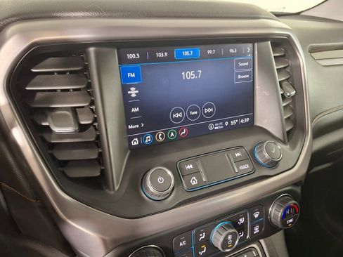 Used 2022 GMC Acadia AT4 w/ Technology Package image 19