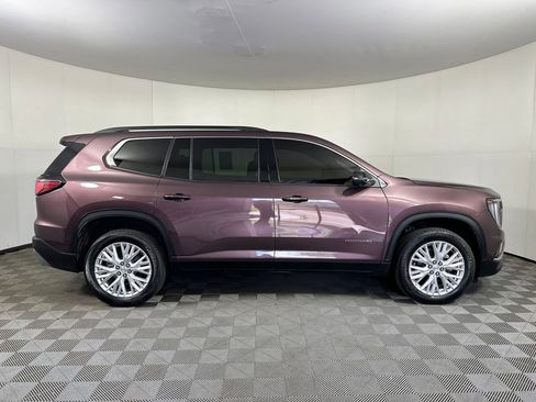 Used 2024 GMC Acadia Elevation w/ Luxury Package FWD image 6
