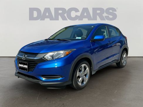 Used 2018 Honda HR-V LX image 3