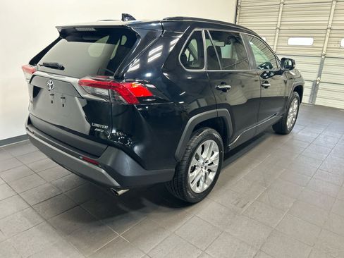 Used 2019 Toyota RAV4 Limited w/ All Weather Liner Package AWD/4WD image 3