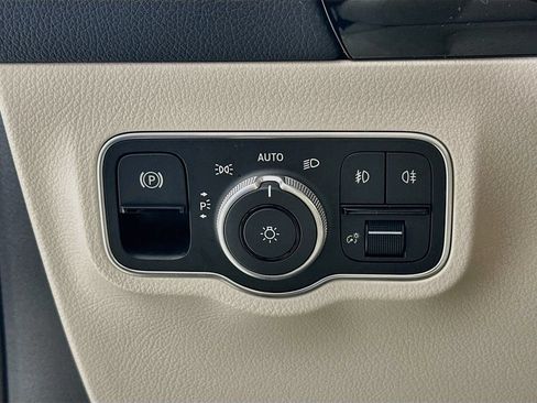 Certified 2026 Mercedes-Benz GLA 250 4MATIC image 10