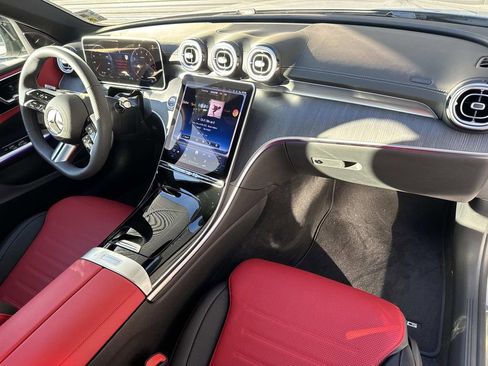 Used 2025 Mercedes-Benz C 300 Sedan image 18