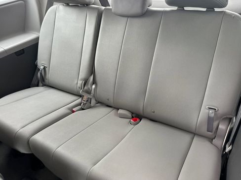 Certified 2018 Toyota Sienna XLE w/ XLE Navigation Package FWD image 19
