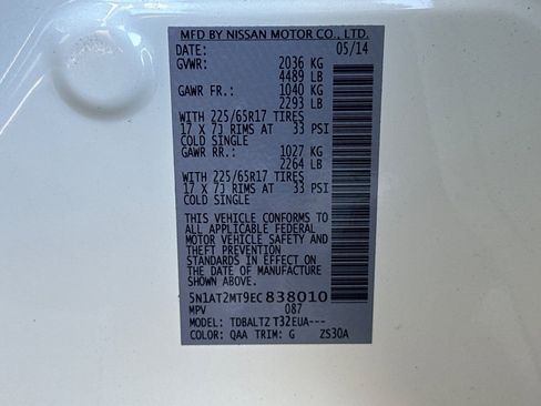 Used 2014 Nissan Rogue SV w/ SV Premium Package image 37