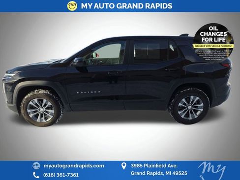 Used 2026 Chevrolet Equinox LT w/ Convenience Package II image 4