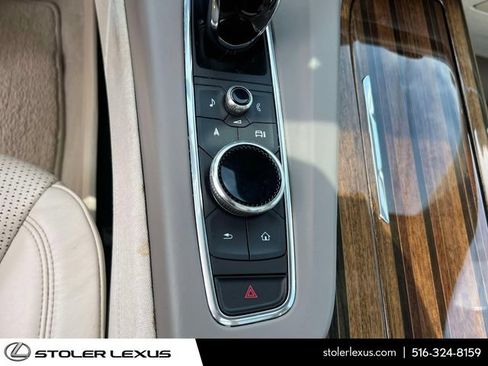 Used 2023 Cadillac Escalade ESV Sport Platinum AWD/4WD image 39