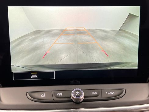 Used 2025 Chevrolet Blazer LT FWD image 57