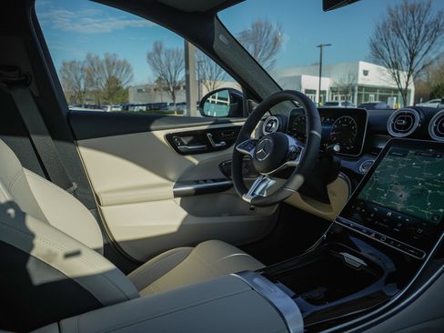 New 2026 Mercedes-Benz C 300 4MATIC Sedan image 17