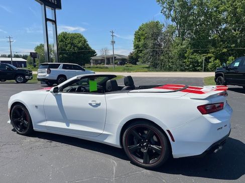 Used 2016 Chevrolet Camaro SS image 6
