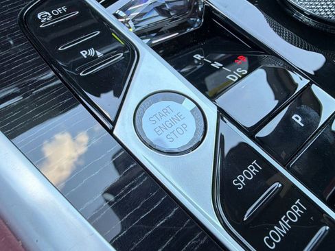 New 2026 BMW X6 xDrive40i w/ Executive Package image 26