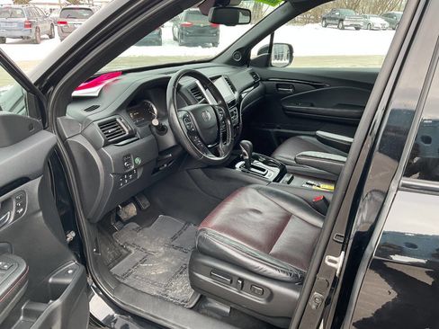 Used 2018 Honda Ridgeline Black Edition image 14