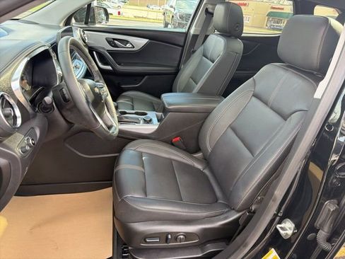 Used 2023 Chevrolet Blazer LT w/ Midnight/Sport Edition image 12