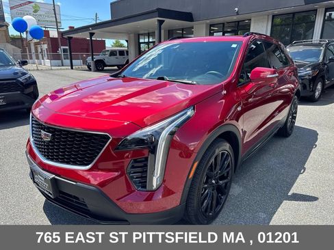 Used 2022 Cadillac XT4 Sport AWD/4WD image 3