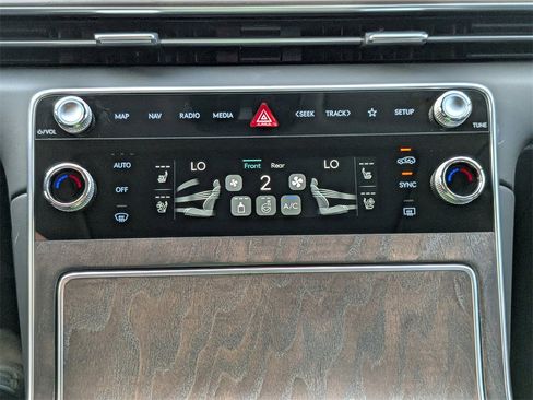 New 2026 Genesis GV80 2.5T Advanced image 22