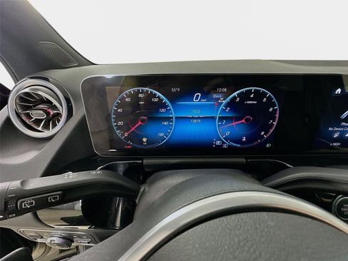 Certified 2023 Mercedes-Benz GLA 250 4MATIC image 14