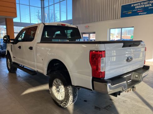 Used 2017 Ford F250 XLT image 7