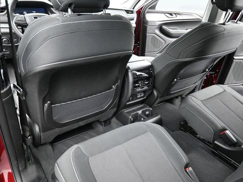 Used 2023 Jeep Grand Cherokee L Laredo w/ Luxury Tech Group I AWD/4WD image 29
