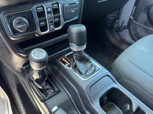 Certified 2023 Jeep Wrangler Unlimited Sport AWD/4WD image 21