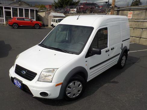 Used 2011 Ford Transit Connect XLT FWD image 4