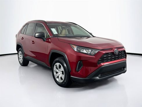 Used 2019 Toyota RAV4 LE FWD image 8