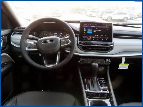 New 2026 Jeep Compass Limited image 12