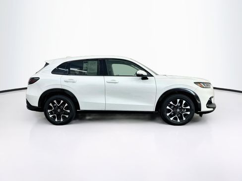 Used 2026 Honda HR-V EX-L image 10