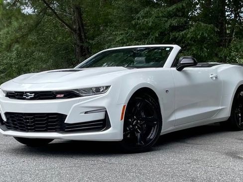 Used 2023 Chevrolet Camaro SS RWD image 14