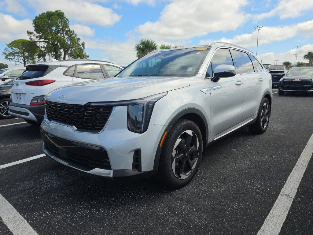 Certified 2025 Kia Sorento EX w/ EX Panoramic Sunroof Package AWD/4WD image 7