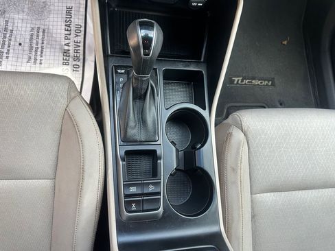 Used 2016 Hyundai Tucson Sport AWD/4WD image 24