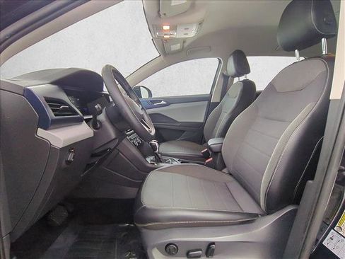 Used 2022 Volkswagen Taos SE AWD/4WD image 16