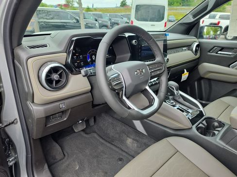 New 2026 Chevrolet Colorado ZR2 w/ Technology Package AWD/4WD image 11