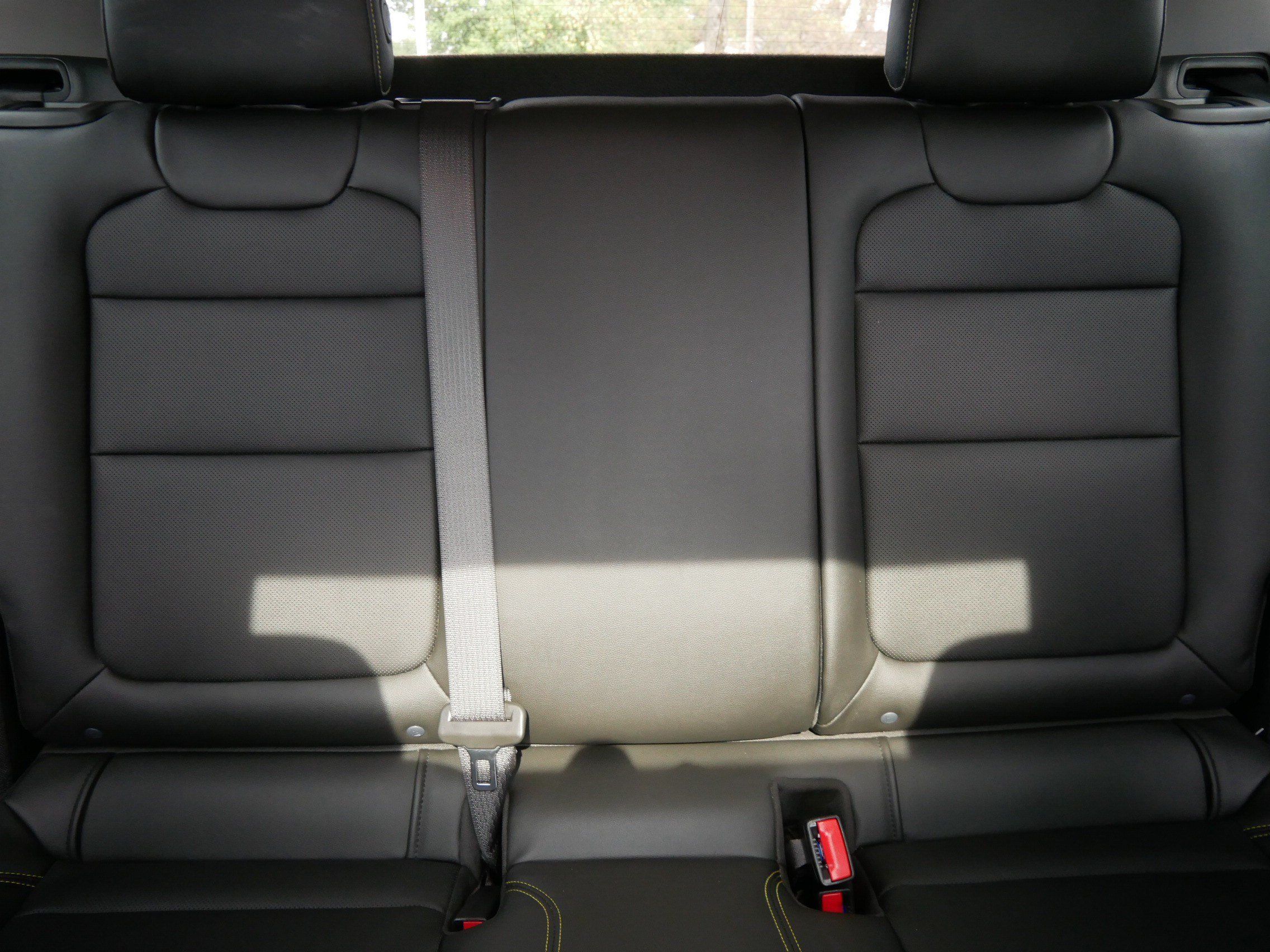 Used 2025 Chevrolet Trax ACTIV w/ Sunroof Package FWD image 13