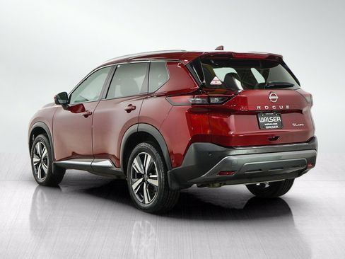 Used 2023 Nissan Rogue SL w/ SL Premium Package AWD/4WD image 3