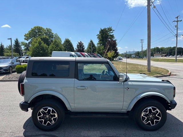 Used 2023 Ford Bronco Outer Banks AWD/4WD image 6