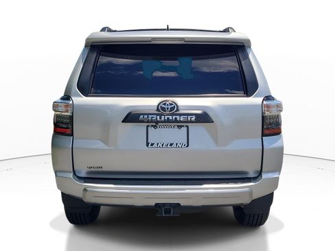 Used 2023 Toyota 4Runner TRD Off-Road Premium w/ Moonroof Package AWD/4WD image 6