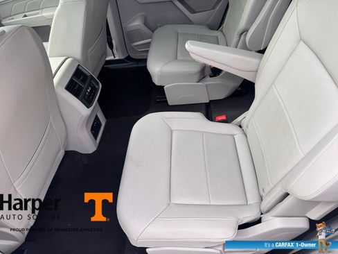 Used 2023 Volkswagen Atlas SE w/ Panoramic Sunroof Package image 10