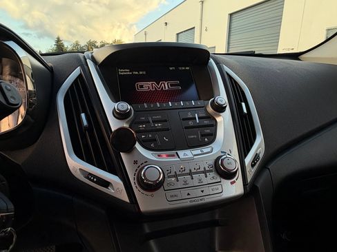 Used 2014 GMC Terrain SLE AWD/4WD image 13