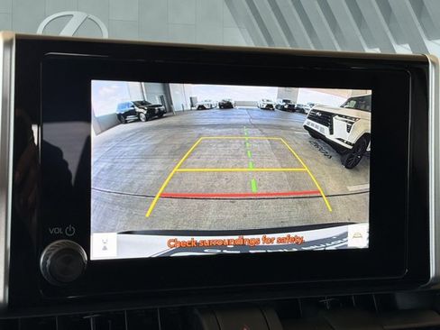 Used 2023 Toyota RAV4 LE FWD image 20