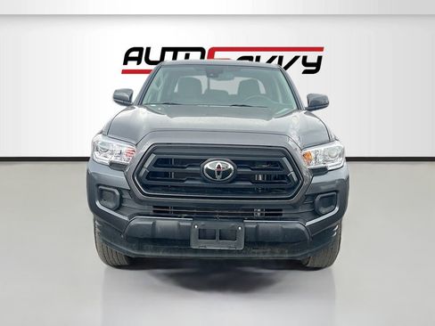 Used 2022 Toyota Tacoma SR AWD/4WD image 2
