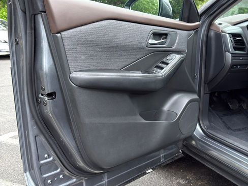 Certified 2023 Nissan Rogue SV AWD/4WD image 26