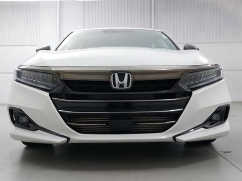 Used 2022 Honda Accord Sport image 10