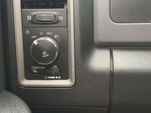Used 2016 RAM 1500 Express AWD/4WD image 46