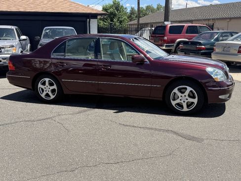 Used 2003 Lexus LS 430 RWD image 23