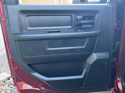 Used 2024 RAM 2500 Tradesman w/ Chrome Appearance Group image 39