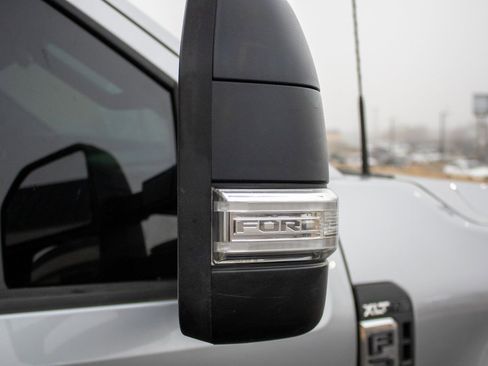 Used 2024 Ford F250 XLT image 21