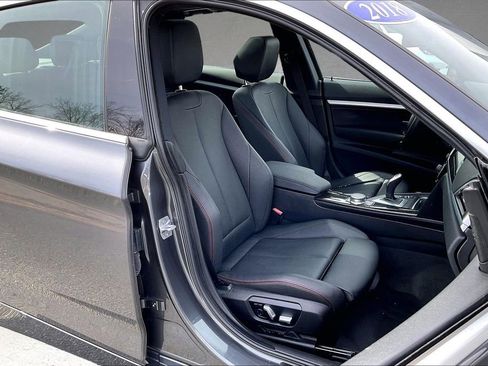 Used 2018 BMW 330i Gran Turismo xDrive AWD/4WD image 29