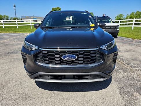 Used 2025 Ford Escape ST-Line AWD/4WD image 2