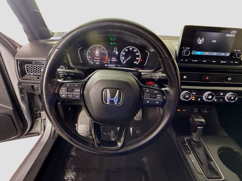Used 2022 Honda Civic Sport image 13