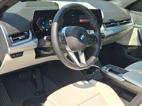 New 2026 BMW X1 xDrive28i w/ Technology Package AWD/4WD image 3