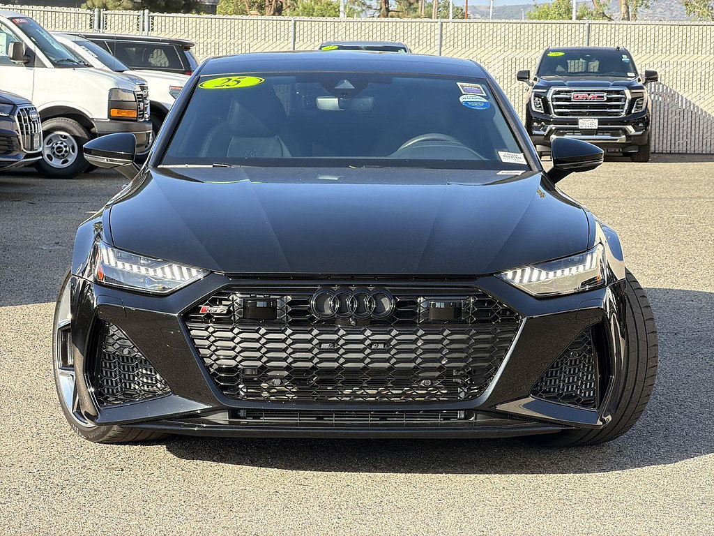 Used 2025 Audi RS 7 Performance w/ Black Optic Package AWD/4WD image 2
